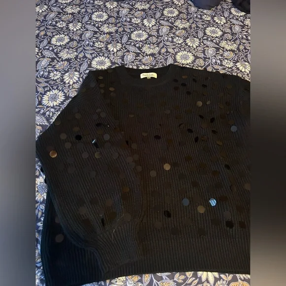 Peach Love California black Sweater size L-XL - Picture 1 of 5
